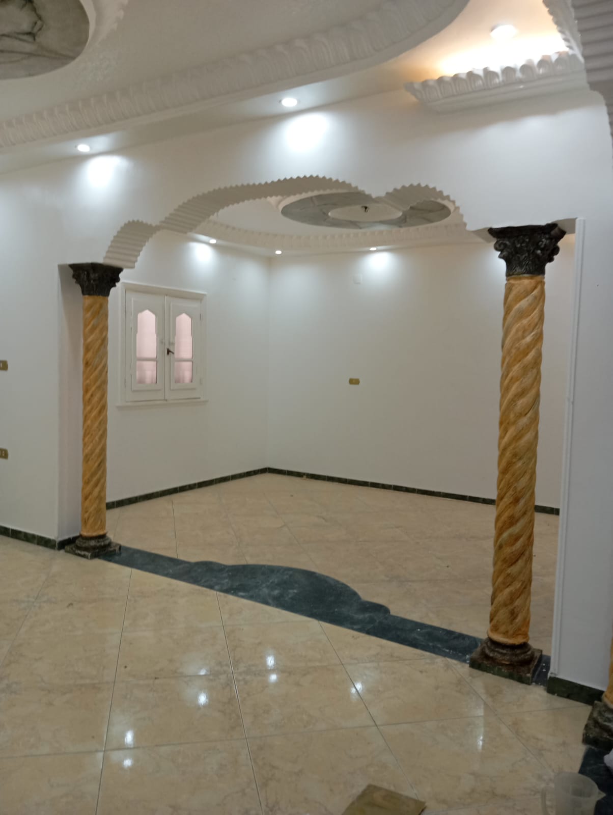 شقة ٢٥٠ متر خلف الرقابة الإدارية امتداد الاباصيري تاني نمرة
