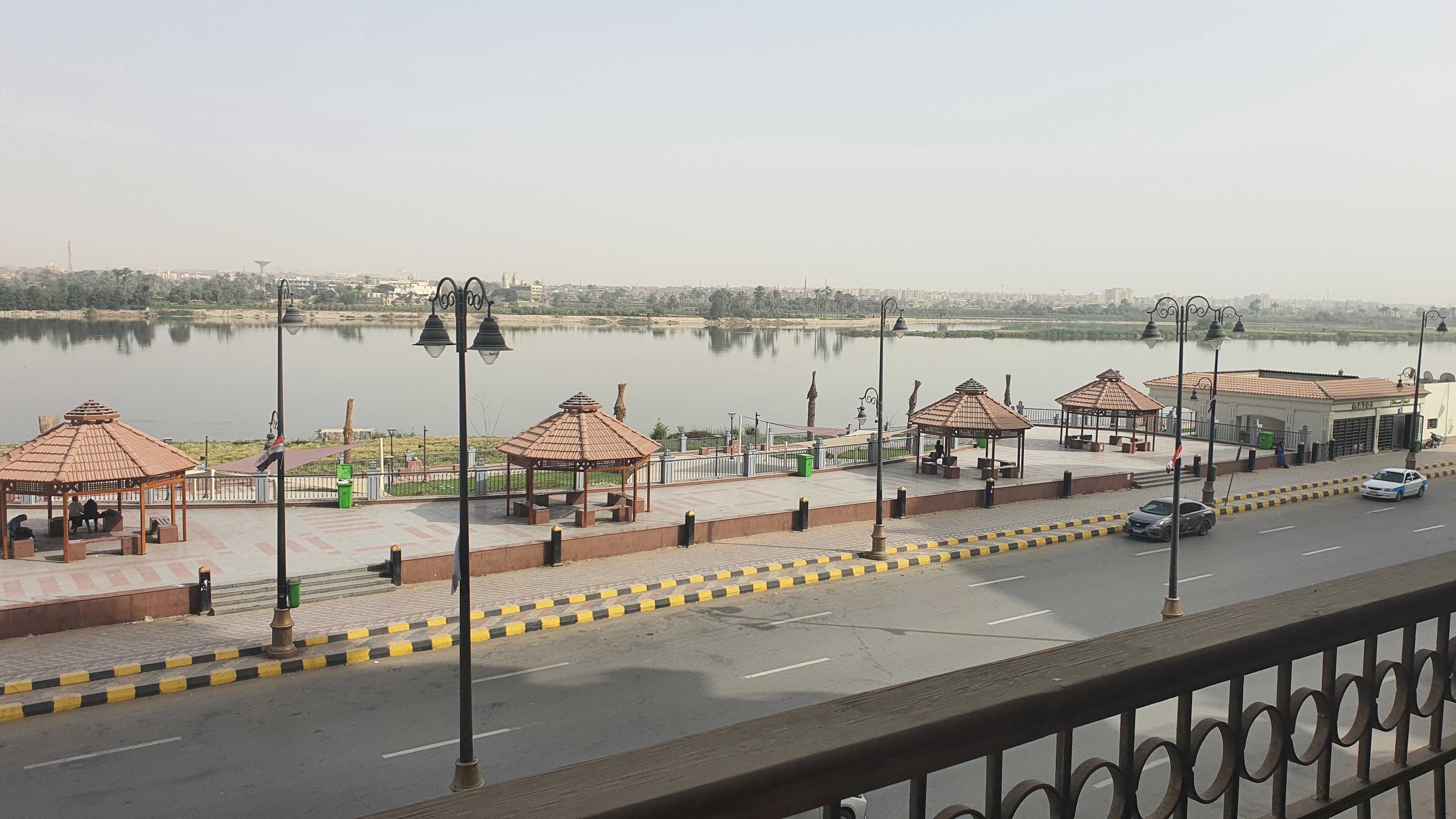 كورنيش عمومى